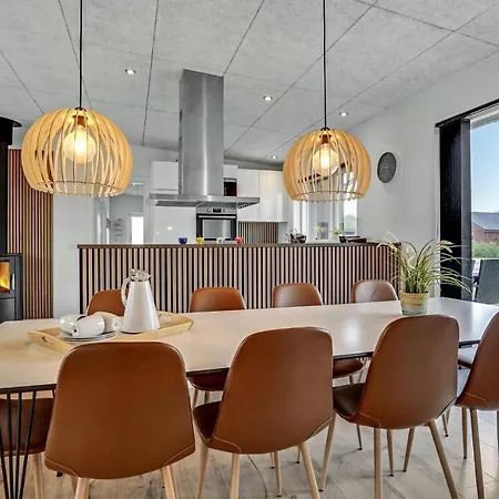 Beautiful Home In Haderslev With Sauna بيت للعطل