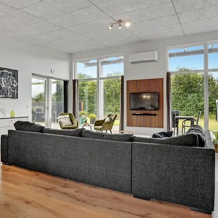 Beautiful Home In Haderslev With Sauna
